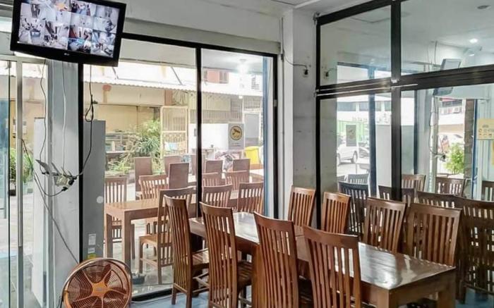 SAS Guest House Mitra RedDoorz @ Darmo Park 2 Surabaya