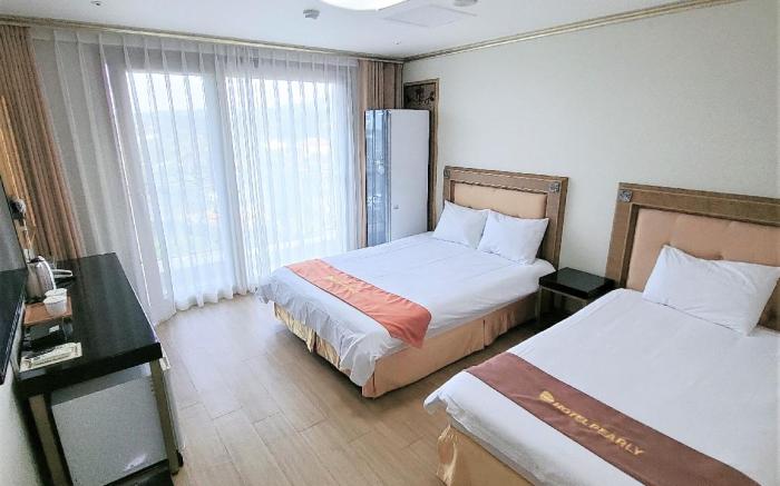 Jeju Pearly Hotel