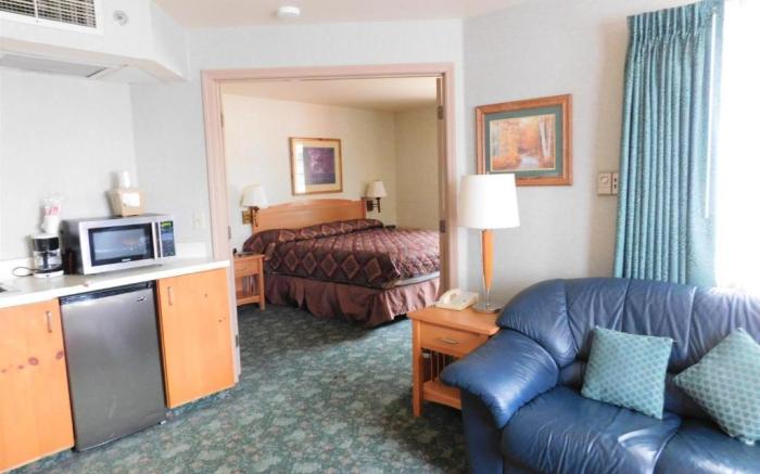 Summit Inn