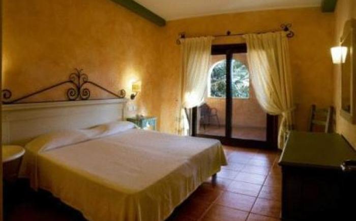 Lantana Resort Hotel&Apartments