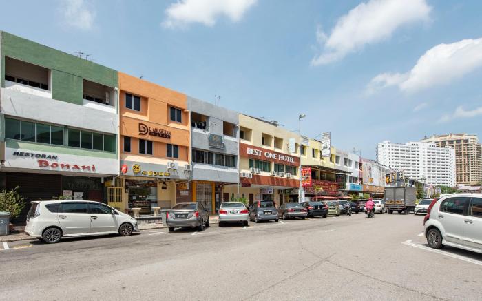 OYO 90254 D Anugerah Hotel