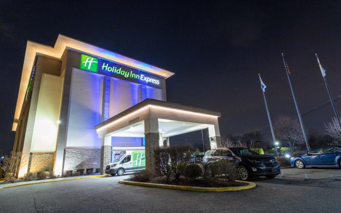 Holiday Inn Express Newark Airport Elizabeth By IHG