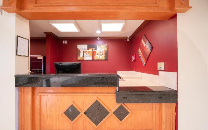 OYO Townhouse Houston Airport North