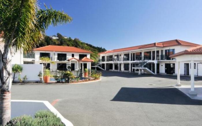 Palms Motel