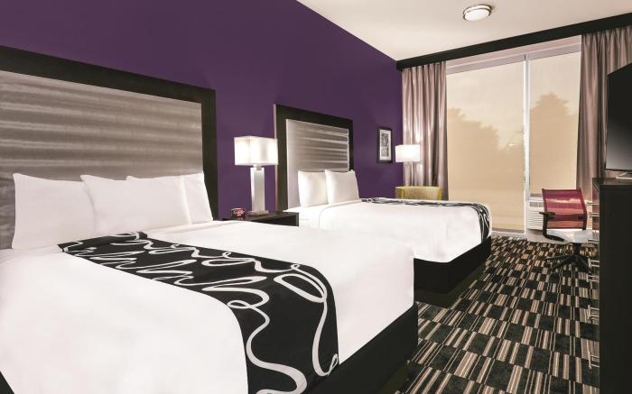 La Quinta Inn & Suites by Wyndham McAllen Convention Center