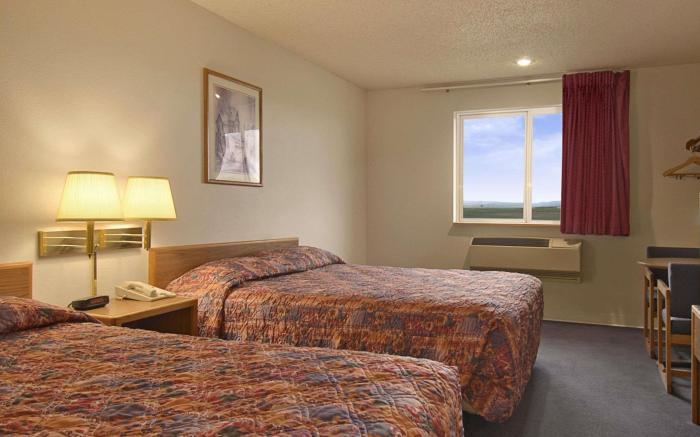 Super 8 By Wyndham Pendleton