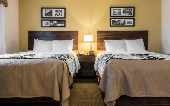 Sleep Inn & Suites