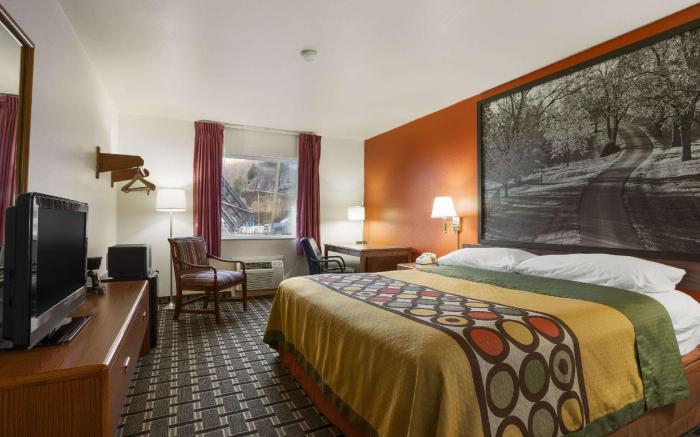 Super 8 By Wyndham Prestonsburg