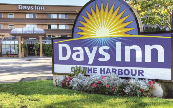 Days Inn by Wyndham Victoria On The Harbour