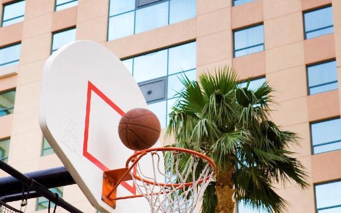 Residence Inn Las Vegas Hughes Center