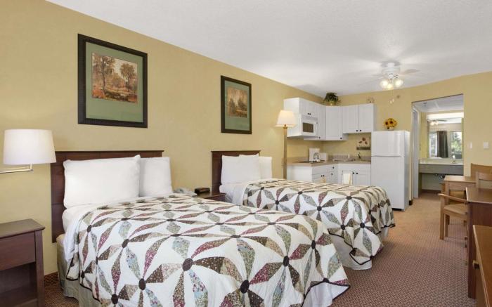 Days Inn by Wyndham Harrisburg North