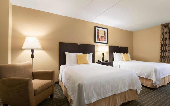 Days Hotel by Wyndham University Ave SE