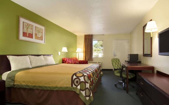 Super 8 By Wyndham Florence