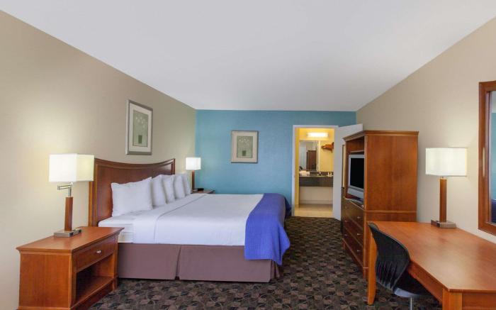 Travelodge by Wyndham Natchitoches