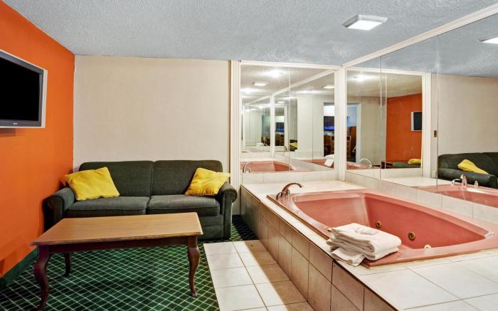 Knights Inn Detroit Area Sterling Heights