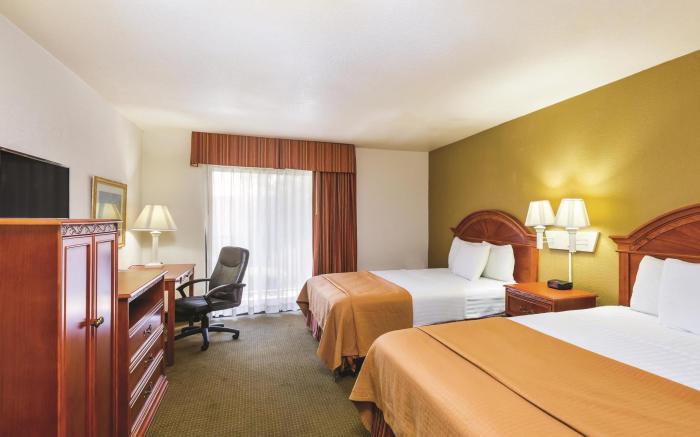 Baymont By Wyndham Tehachapi