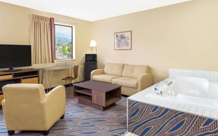 Super 8 By Wyndham Cedar City