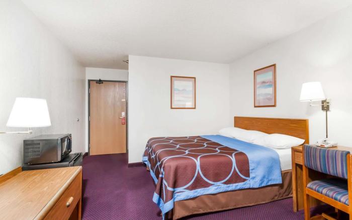 Super 8 By Wyndham Sidney Ny