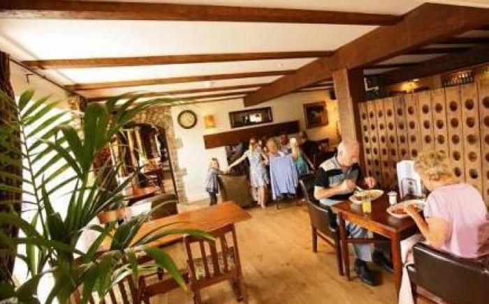 Rose And Crown