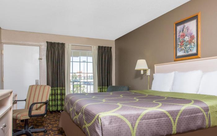 Super 8 By Wyndham Antioch/Nashville South East