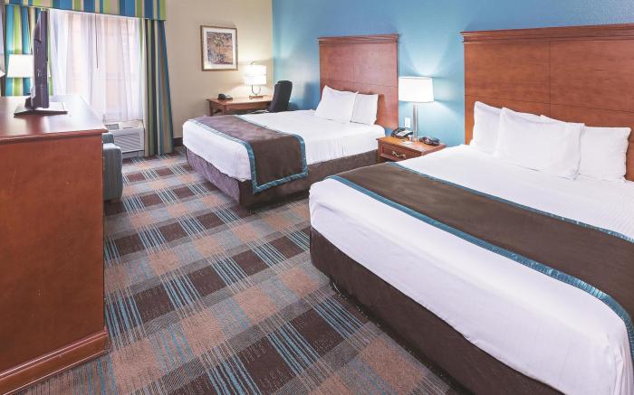 La Quinta Inn & Suites by Wyndham Houston Hobby Airport