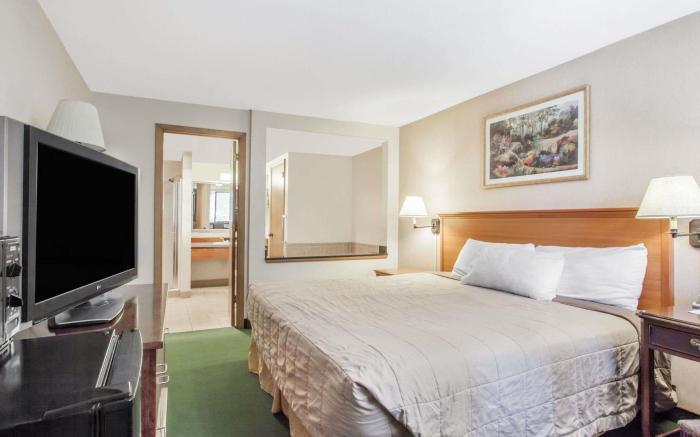 Econo Lodge Edmonds North Seattle