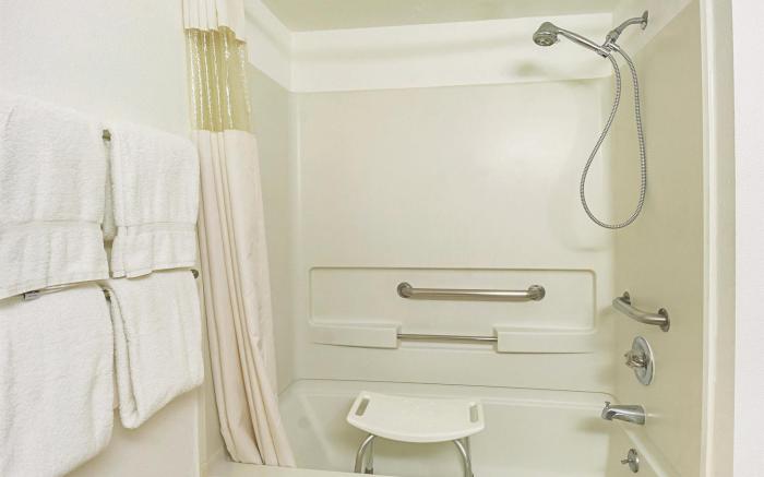 La Quinta Inn & Suites by Wyndham Woodburn