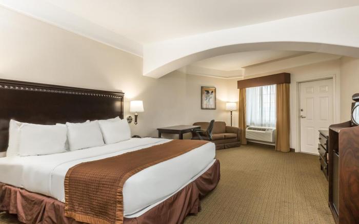 Baymont by Wyndham Galveston