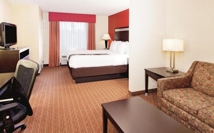 La Quinta Inn & Suites by Wyndham Warner Robins - Robins AFB