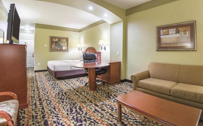 La Quinta Inn & Suites by Wyndham Belton - Temple South