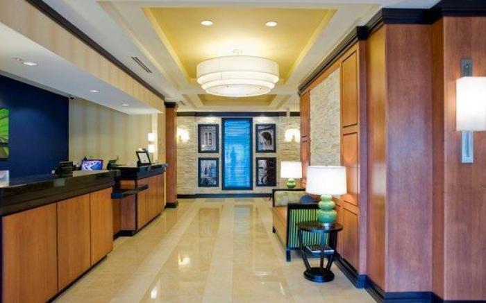 Fairfield Inn & Suites Columbus
