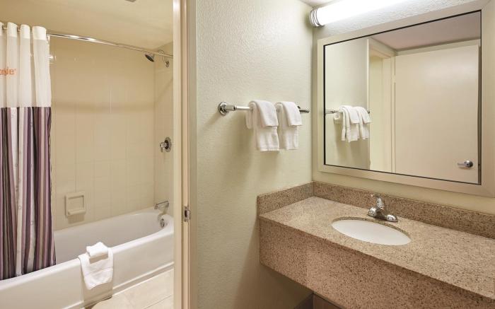 Mission View Inn & Suites San Diego