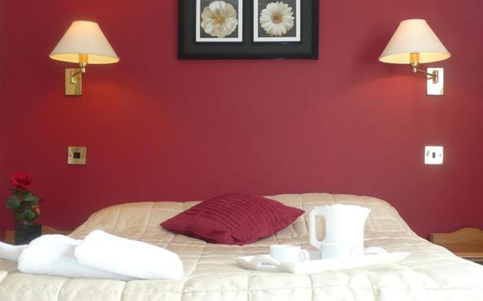 Bailey Ground Hotel