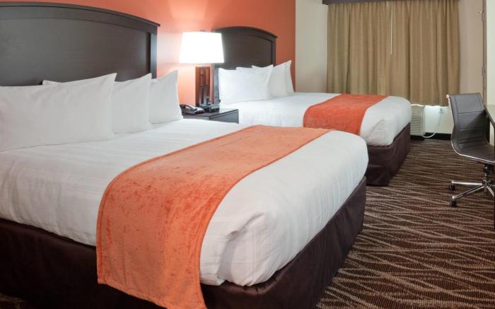 AmericInn by Wyndham Waupun
