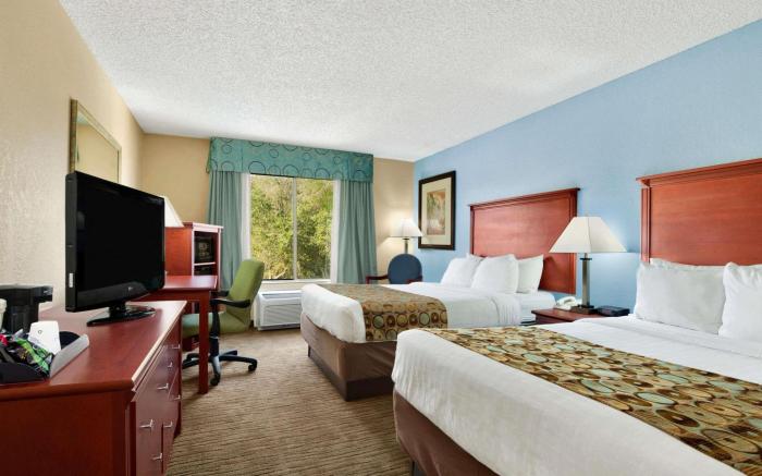 Baymont By Wyndham Gainesville I-75
