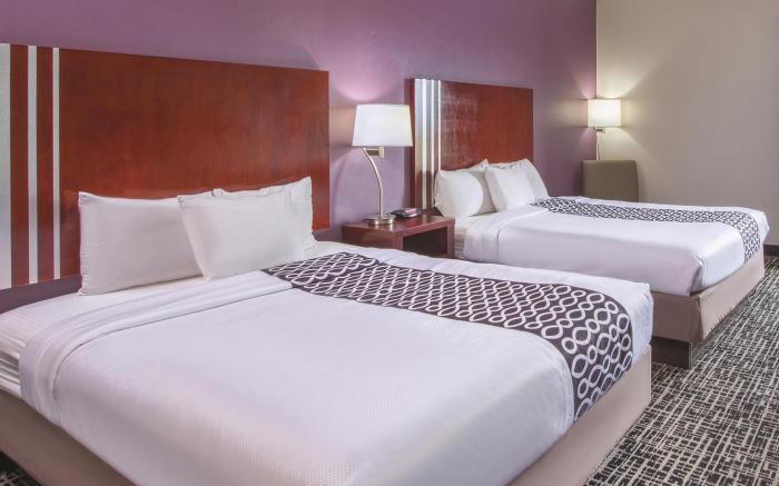 La Quinta Inn & Suites by Wyndham Oklahoma City -Yukon