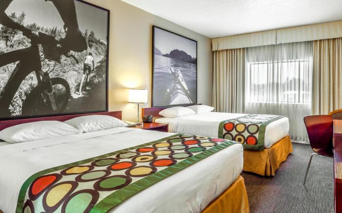 Super 8 By Wyndham Duncan