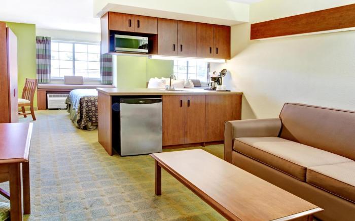 Super 8 by Wyndham San Antonio Airport North