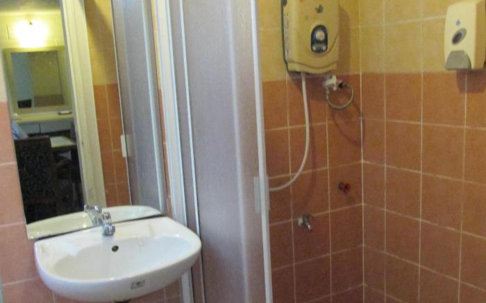Promenade Service Apartment