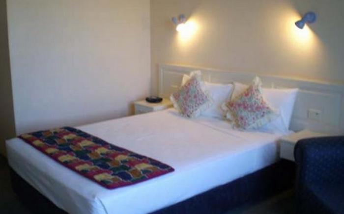Excelsior Motor Inn