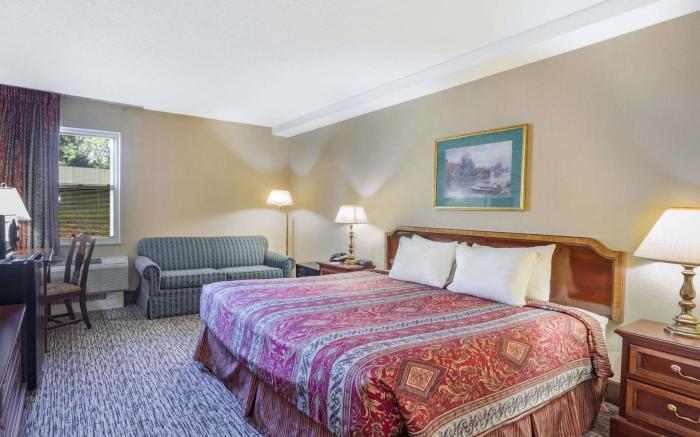 Travelodge by Wyndham Winchester