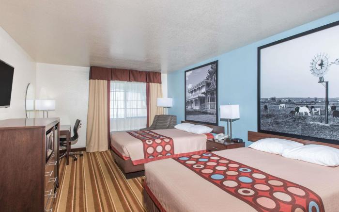 Super 8 By Wyndham Claremore Ok