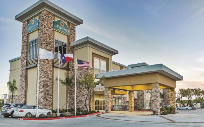 La Quinta Inn & Suites by Wyndham Rockport - Fulton