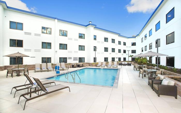 Courtyard Redwood City