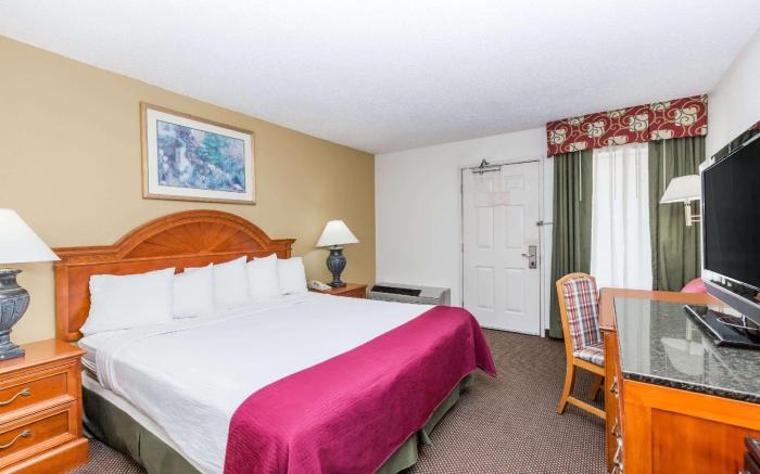 Days Inn by Wyndham Des Moines-West Clive