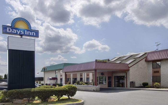 Days Inn by Wyndham Hillsborough