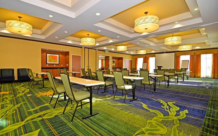 Fairfield Inn & Suites Santa Cruz - Capitola