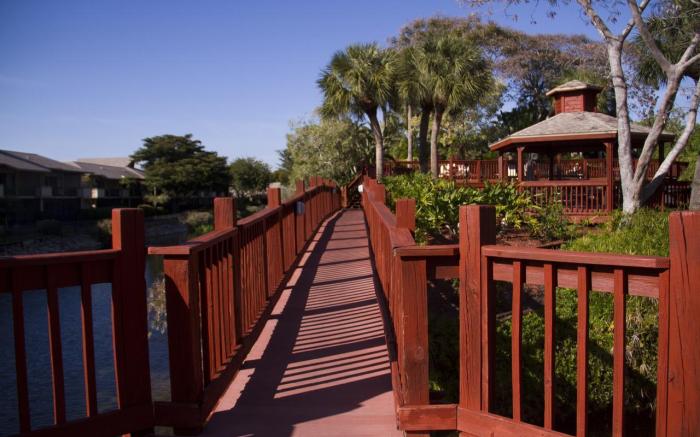 Park Shore Resort by Sunstream