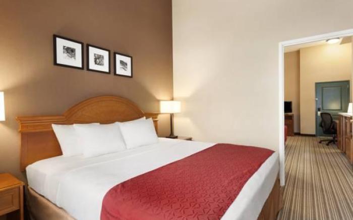 Country Inn & Suites by Radisson, Bel Air/Aberdeen, MD