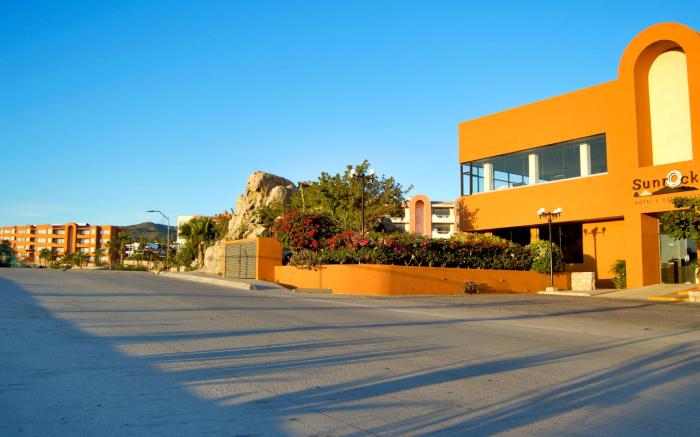 Sunrock Condo Hotel